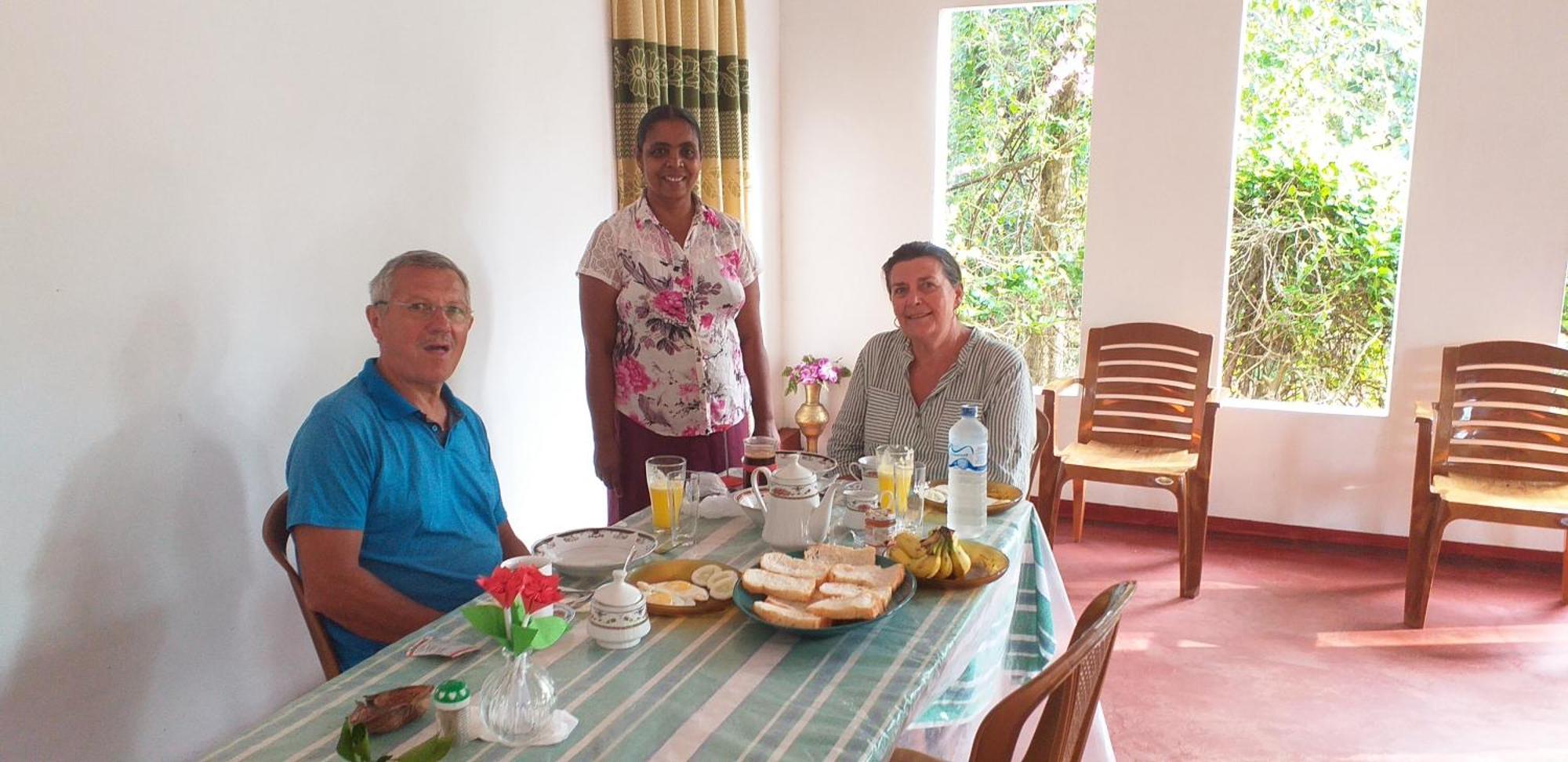 Jungle House Tourist Inn Dambulla Værelse billede