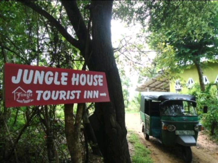 Jungle House Tourist Inn Dambulla Eksteriør billede